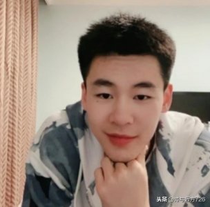 ​齐麟崭露头角，让人想起郭昊文，两人极具天赋，撑起中国篮球未来