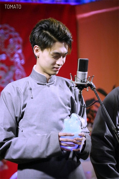 超清美图--德云社秦霄贤