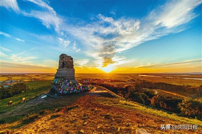​这里七座山与北斗七星对位，相传是神仙居住的地方变成了山峰