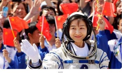 ​上过太空的8名女航天员，中国占俩，刘洋、王亚平都是两次上太空