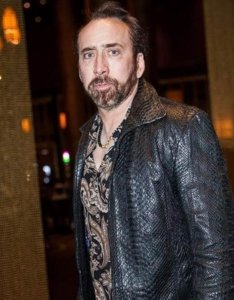 ​57岁奥斯卡影帝被曝破产！近10亿家产全败光，发酒疯被当成流浪汉