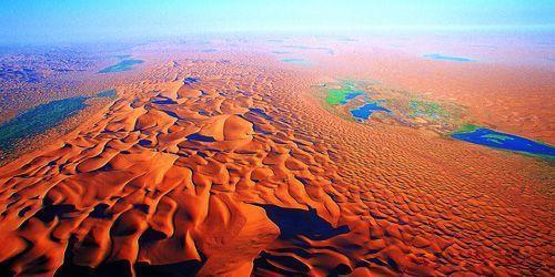 中国8大沙漠,总面积130万平方公里,2处位于新疆,3处位于内蒙!