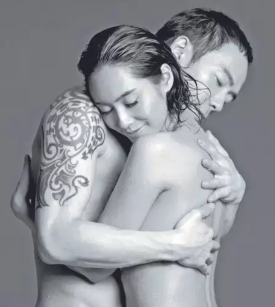 为什么说黄贯中砸吉他（黄贯中砸吉他的原因）