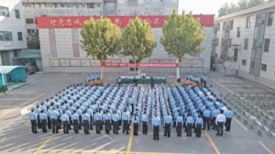 ​打亮聚光灯，让“星警”更闪耀！市中公安多举措培育“经纬星警”