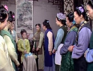 ​平儿给王熙凤拉仇恨，林之孝家的怀恨在心，伺机报复，暗中捅刀