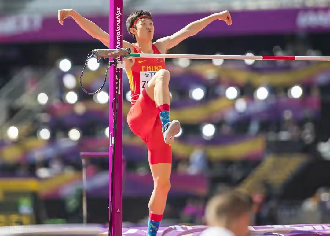 张国伟个人资料简介（从跳高运动员到段子手）