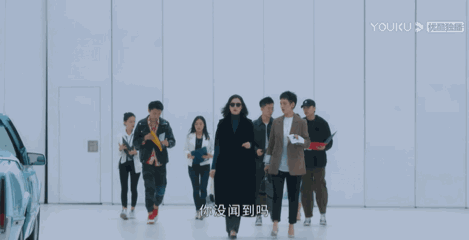 专业角度分析穿普拉达的女王（我国也翻拍穿普拉达的女魔头了）(9)