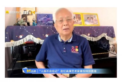 82岁“三毛”王龙基追忆秦怡，他既演过她的儿子也演过她的丈夫