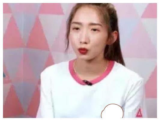 孟美岐生图照被扒,素颜化妆判若两人,网友:又是一个滤镜高手!