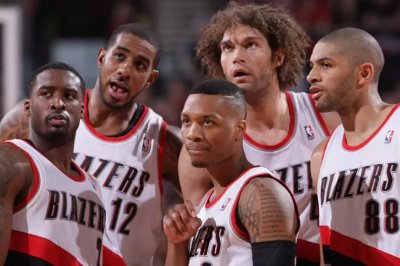 经典回顾 | 撕裂之城新王诞生之战！利拉德0.9秒嗜血绝杀火箭