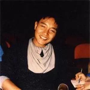 张国荣简介和个人资料（张国荣中国香港男歌手、演员）