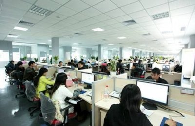 年轻人，可以优先考虑三类职业岗位，工作时间越长前途越好