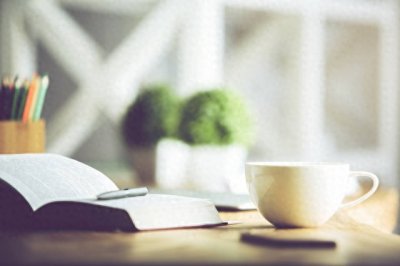 ​慢下来，享受生活：18句悠闲文案，让你找到内心的宁静！