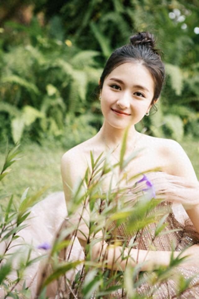 李兰迪,95后女星,北京人,甜美可爱