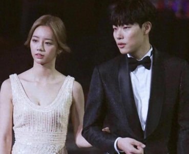 ​李惠利柳俊烈宣布分手，曾经的恋人终究无法走到最后