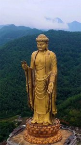 ​河南中原大佛的兴衰与启示