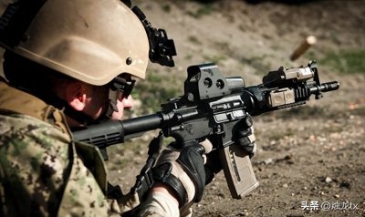 M4A1 自动步枪：精良制作，广泛应用