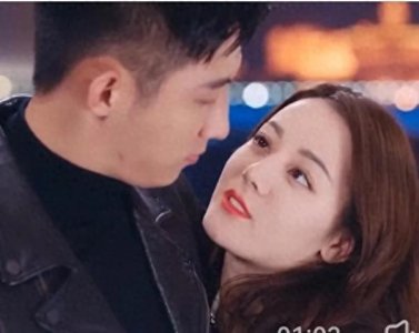 迪丽热巴与黄景瑜， 超话中的热门话题