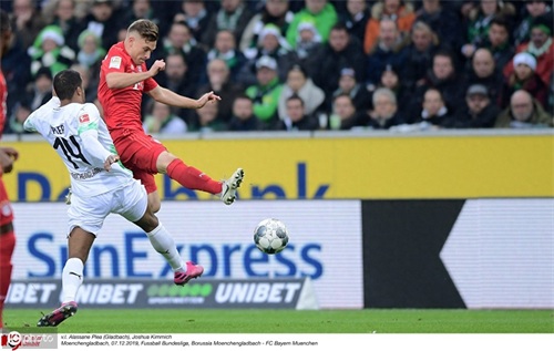 终于硬气了一回！门兴主场2-1击败拜仁继续领跑积分榜