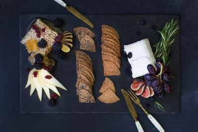 ​韩国流行“橡果热”，连松鼠都没有食物过冬了……