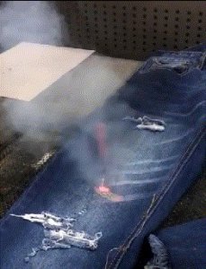 ​一直不舍得删除的40张神图，看完笑出了猪叫声，网友：笑到岔气