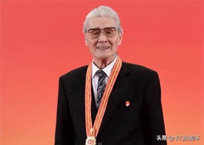 ​＂姜子牙＂蓝天野：白天做演员，晚上做特工，埋名75年，21年被授勋